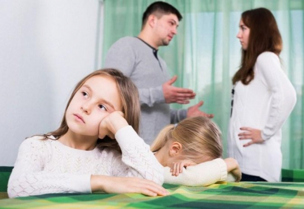 Как жить с маленькими детьми после развода с супругом