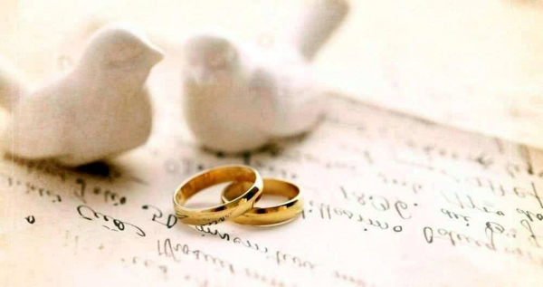 Свидетельство о браке оторвали - что делать и надо ли другое?