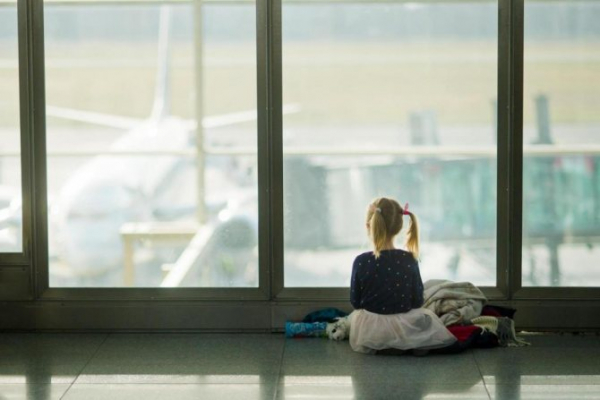 Полет ребенка без родителей: услуги перелета для сопровождения ребенка